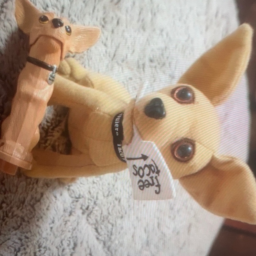 VTG Taco Dog Mascot Stuffed Plush toy with Free Tacos